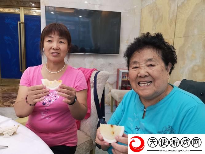 Chinese老太交grany