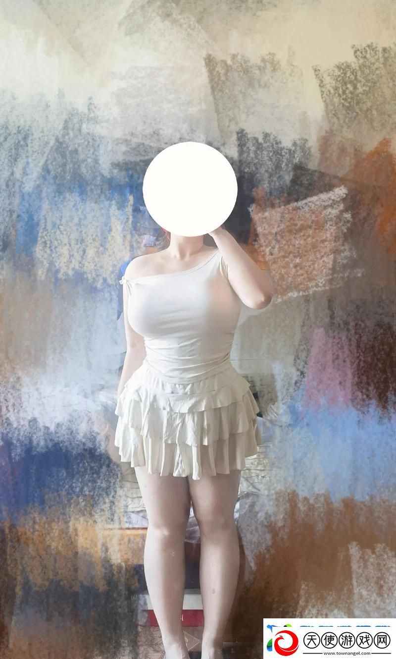 探讨“凹凸女BBWBBWBBWBBW”的魅力与自信