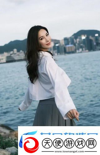 一面膜胸口一面吻