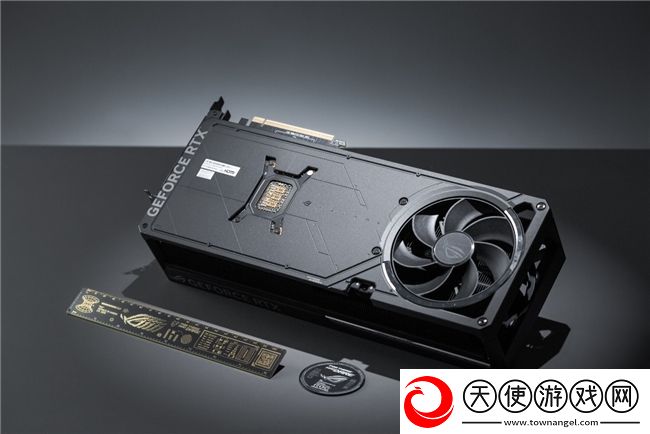 蛇年有新意！华硕携全新RTX
