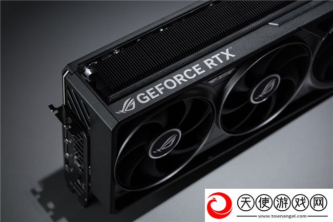 蛇年有新意！华硕携全新RTX