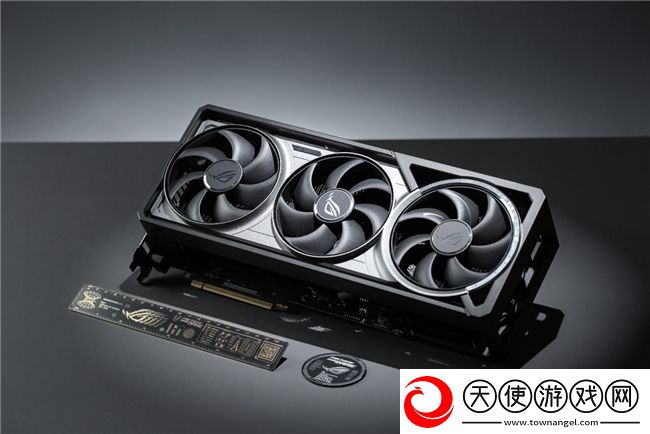 蛇年有新意！华硕携全新RTX