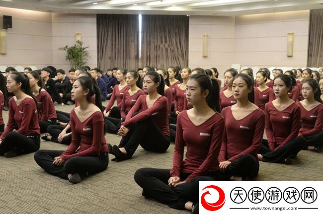 空姐职业装为什么是短裙加丝袜