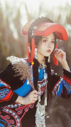 企业如何利用“成免费看CRM特色”应对市场竞争,提升客户忠诚度?