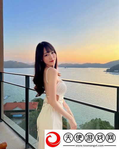 一面膜胸口一面吃下部位，逆袭肌肤的秘密，网友纷纷感叹：这波操作我给满分！