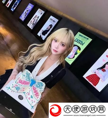 为什么现代动漫越来越热衷“爆❌喷水❌洗澡”情节？隐藏着哪些网络梗和文化密码？