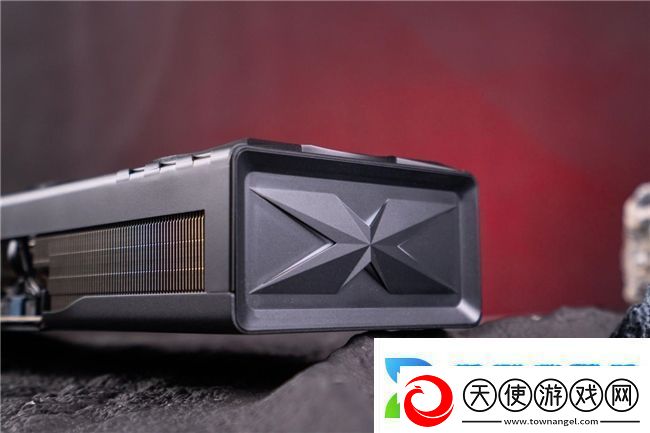 炫酷来袭耕升GeForceRTX5070Ti炫光·超OC带来超高性能