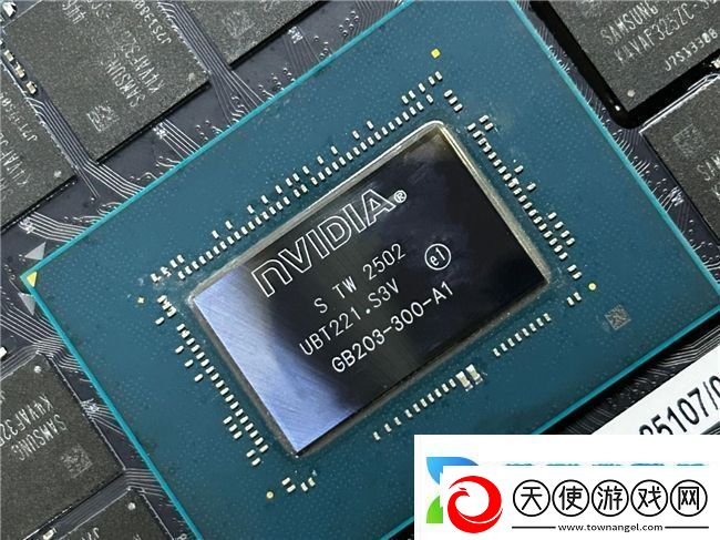 炫酷来袭耕升GeForceRTX5070Ti炫光·超OC带来超高性能