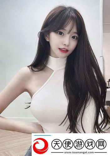 初中女生光溜溜身子