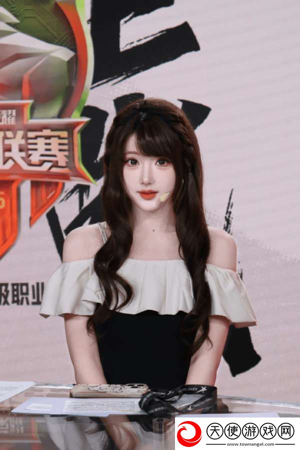 琪琪发布K甲解说席自拍并配文