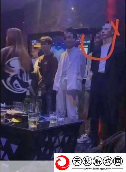 杭州富婆KTV夜嗨男模