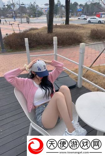 张淑敏与黑色大狗的浪漫传奇，网友们感慨：真爱无疆，连狗都懂得的感情故事！
