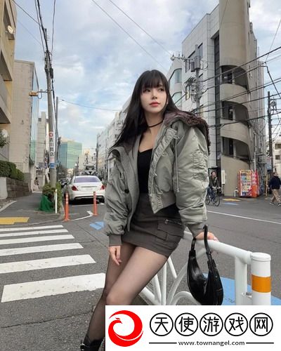 挤公交忘穿内裤被挺进，网友：公交拥挤让人措手不及，真是尴尬至极！