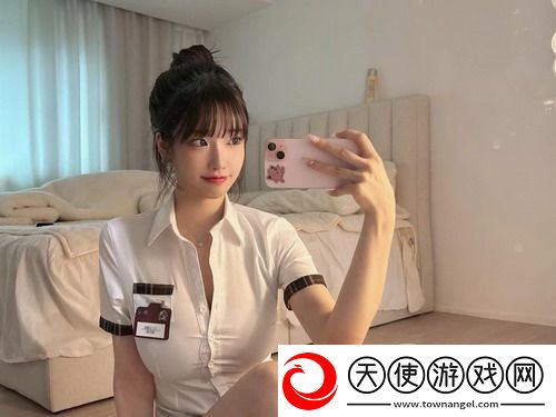 麻豆精品秘，国产传媒夏夏：网红盛宴的背后，窥探那些动人的故事与情感！