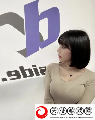 免费网站在线观看人数第一集：让你轻松找到最热影视资源，实在太方便了！