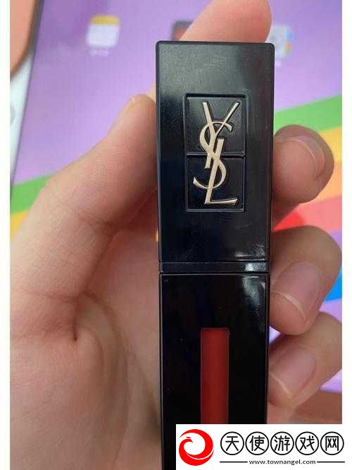 YSL蜜桃色13569火到断货！姐妹疯抢背后藏着这些秘密→