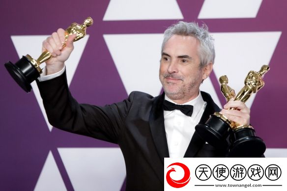 知名导演阿方索·卡隆与亚马逊讨论邦德26设想　007