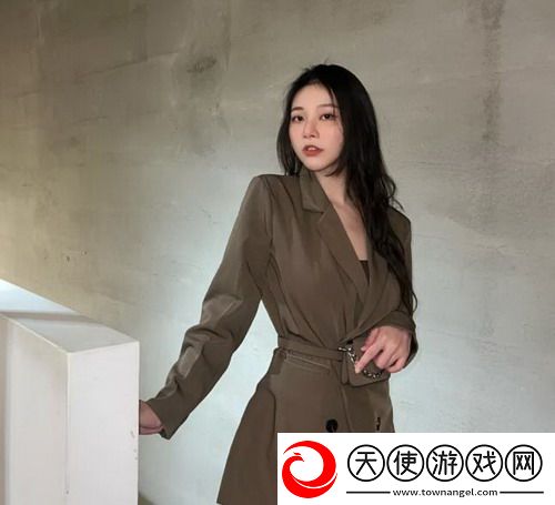 亚洲尺码与欧洲尺码专线，网友热议：尺码差异让购物变得更加复杂，真是令人感慨啊！