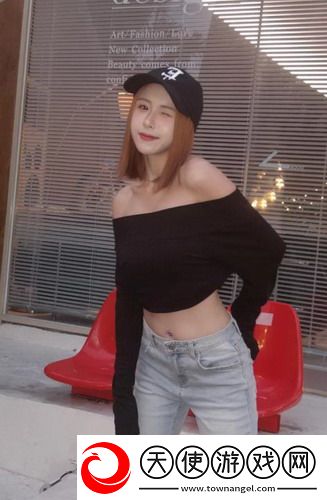 我装睡让公偷偷滑进去：暗夜温柔的秘密游戏，谁能抵挡得住这种诱惑！
