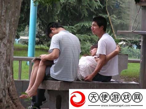 三个男躁一个女