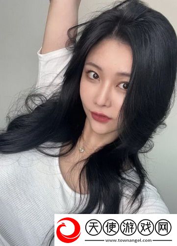 女员工的滋味HD免费观看：探索职场女性的真实心声与情感世界！  