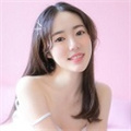 女生让男生闻自己的脚臭在线观看最新版
